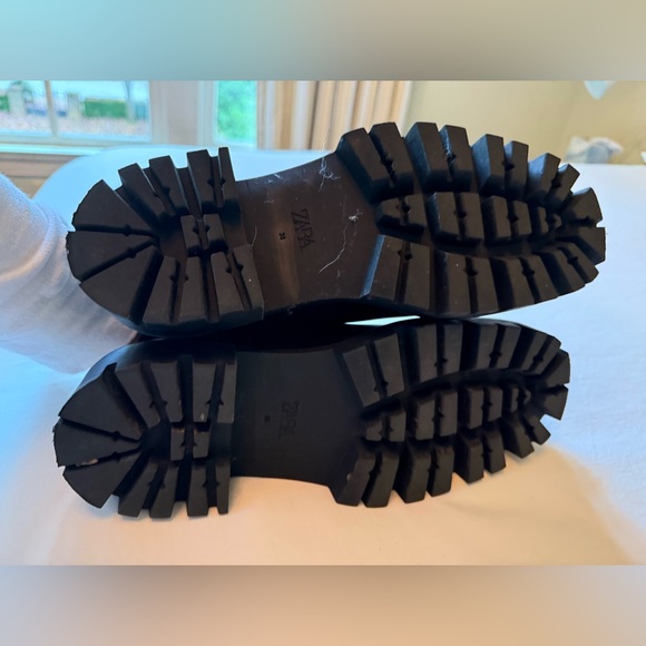 Zara lug sole sock boots, size 38 - Picture 4 of 5